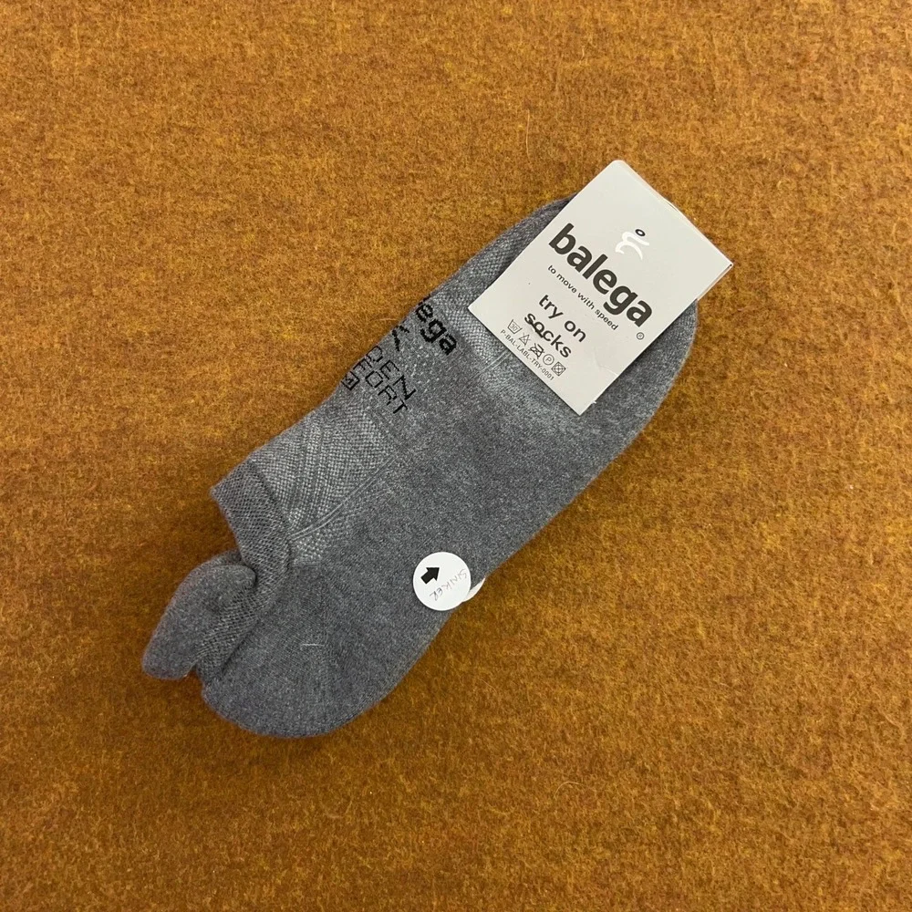Balega Unisex Medium Grey Hidden Comfort No Show Running Socks NWT
